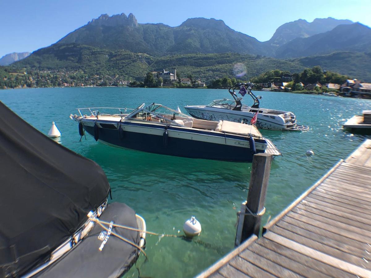 Logement Atypique Avec Vue Unique Panoramique Sur Le Lac D'Annecy, Dans Une Residence Avec Plage Et Ponton Privee Sur La Commune De Duingt Exterior foto